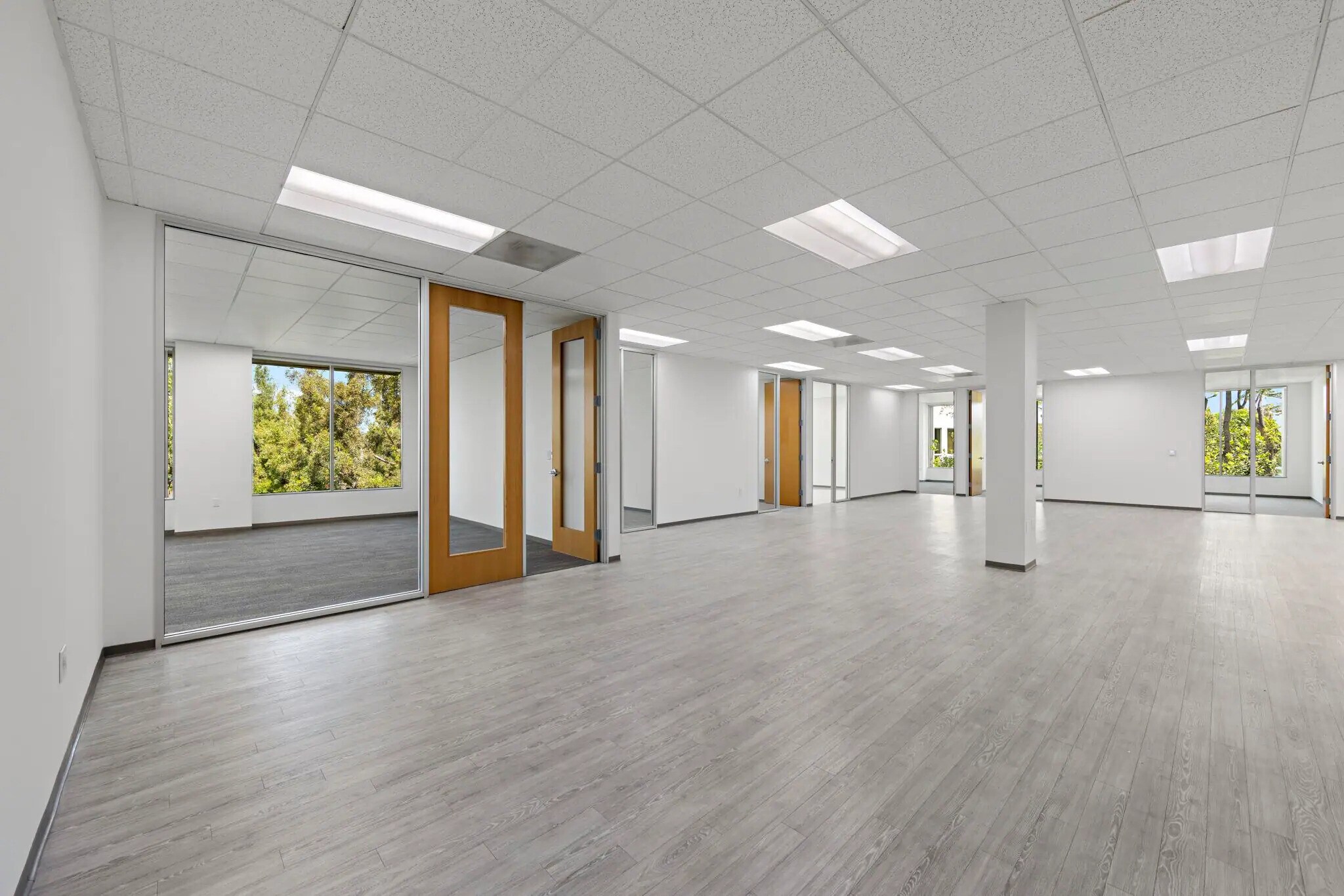 7525 Irvine Center Dr, Irvine, CA à louer Photo intérieure– Image 1 sur 9