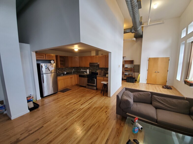 12-14 N Broadway, Yonkers, NY à vendre - Photo de l’immeuble – Image 3 sur 9