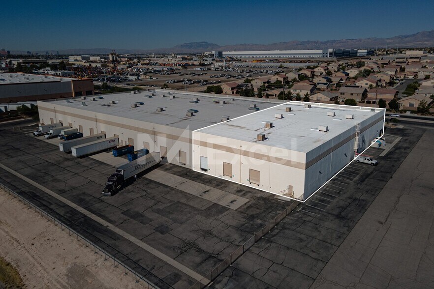 3824 N 5th St, North Las Vegas, NV à louer - Photo de l’immeuble – Image 3 sur 6