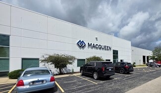Plus de détails pour 490 Heartland Dr, Sugar Grove, IL - Industriel/Logistique à louer