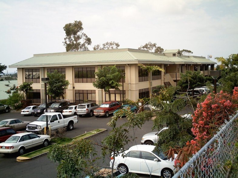 74-5620 Palani Rd, Kailua Kona, HI à louer - Photo de l’immeuble – Image 2 sur 8