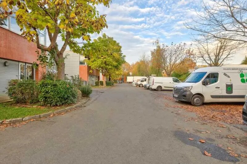 4 Avenue Pierre Salvi, Gonesse à louer - Photo de l’immeuble – Image 3 sur 8