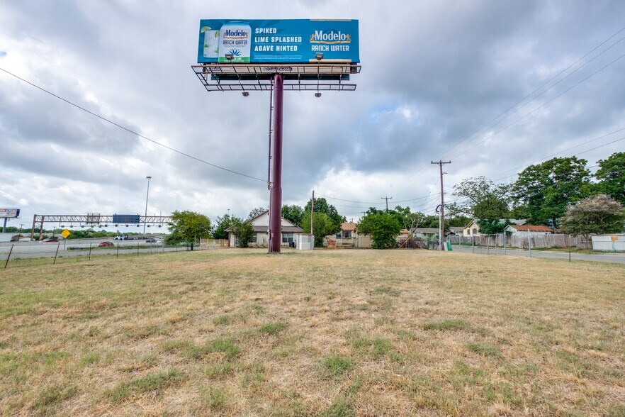 3620 IH-10 W -1, San Antonio, TX à louer - Photo de l’immeuble – Image 2 sur 10