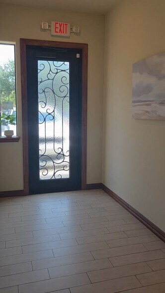4819 SH 121, The Colony, TX à louer - Vidéo sur l’annonce professionnelle – Image 2 sur 53