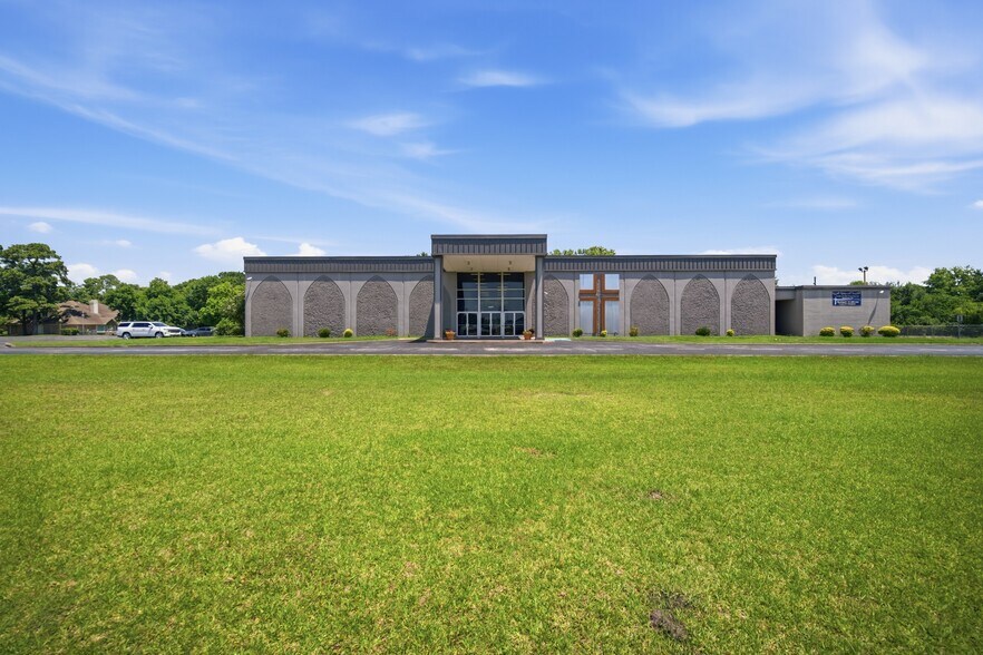 14400 Northwest Fwy, Houston, TX à vendre - Photo de l’immeuble – Image 1 sur 23