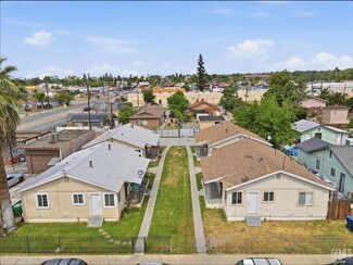 Plus de détails pour 2212 Lake St, Bakersfield, CA - Logement à vendre
