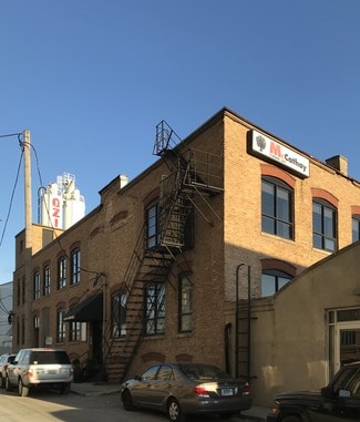 Plus de détails pour 1529 W Armitage Ave, Chicago, IL - Bureau à vendre
