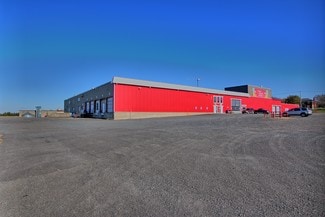 Plus de détails pour 1003 Rue Principale, Wickham, QC - Industriel/Logistique à louer