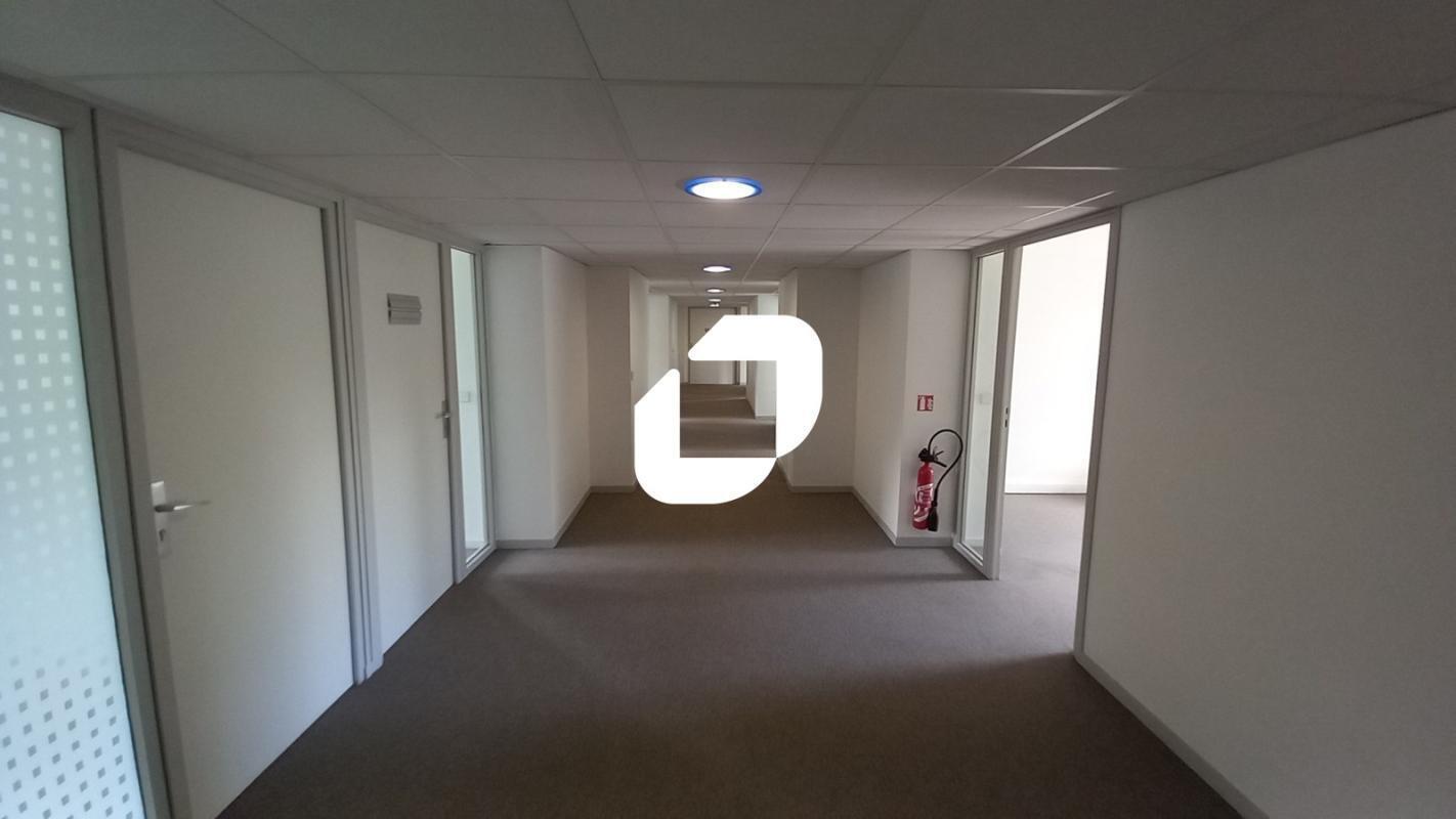 Bureau dans VILLENEUVE-D'ASCQ à vendre Photo intérieure– Image 1 sur 12