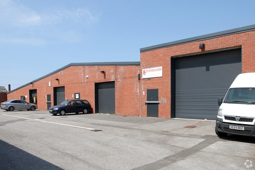 2 Livingstone St, Birkenhead à louer - Photo de l’immeuble – Image 2 sur 4