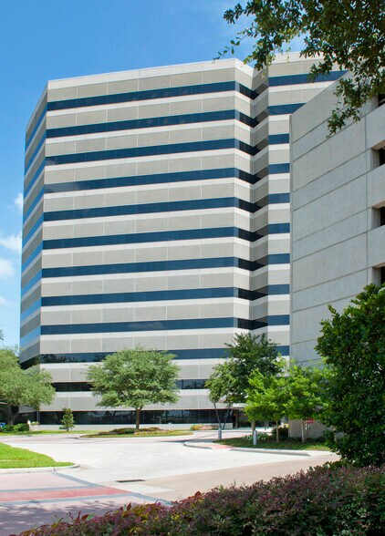 3355 W Alabama St, Houston, TX à louer - Photo de l’immeuble – Image 2 sur 17