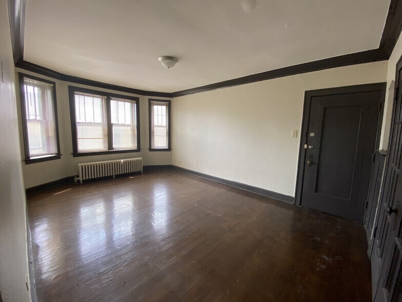 11343 S King Dr, Chicago, IL à vendre - Photo intérieure – Image 2 sur 18