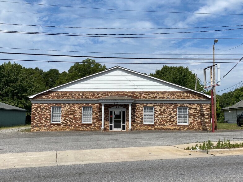 907 Bessemer City Rd, Gastonia, NC à vendre - Photo principale – Image 1 sur 10