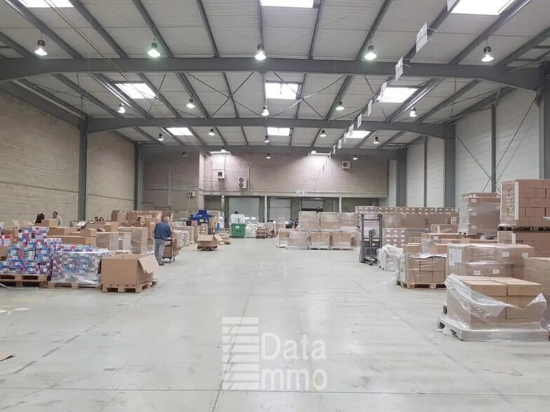 3 Rue De La Marne, Saint-Thibault-des-Vignes à louer - Photo de l’immeuble – Image 2 sur 7