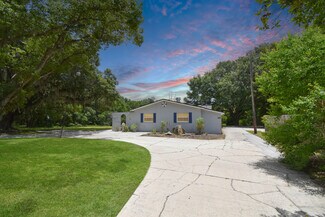 Plus de détails pour 2706 Old Moultrie Rd, Saint Augustine, FL - Bureau à louer