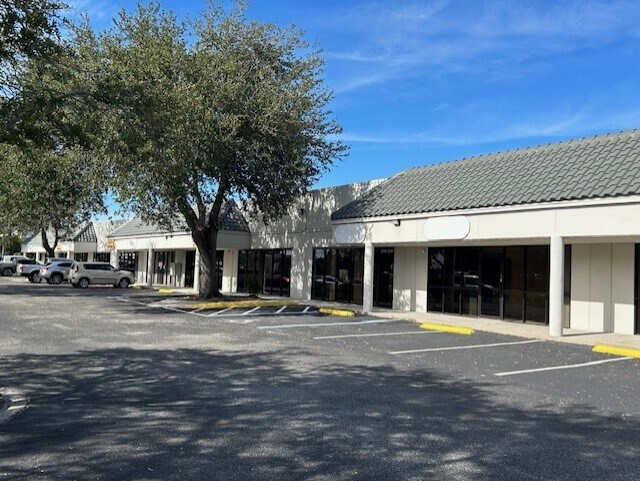 3725-3791 Silver Star Rd, Orlando, FL à vendre - Photo de l’immeuble – Image 2 sur 7