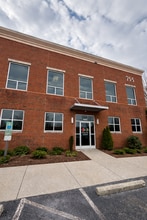 755 Highland Oaks Dr, Winston-Salem, NC à louer Photo intérieure– Image 2 sur 13