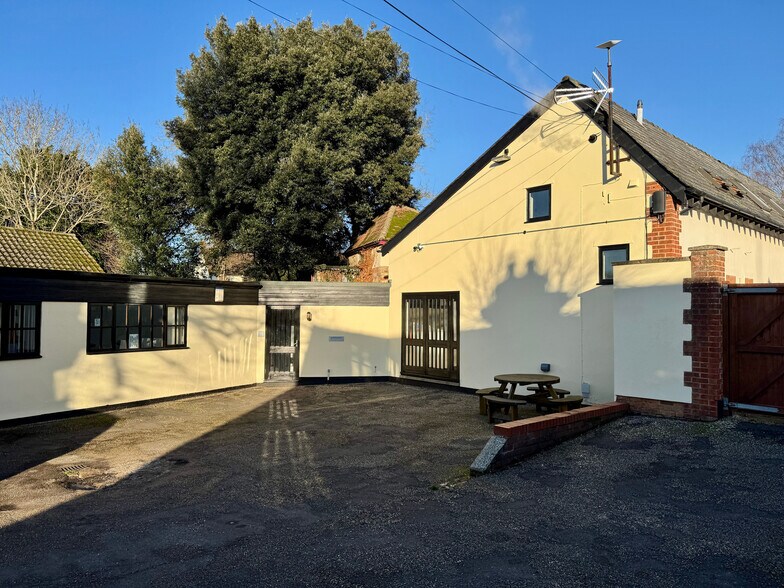83 High St, Linton à vendre - Photo de l’immeuble – Image 1 sur 5