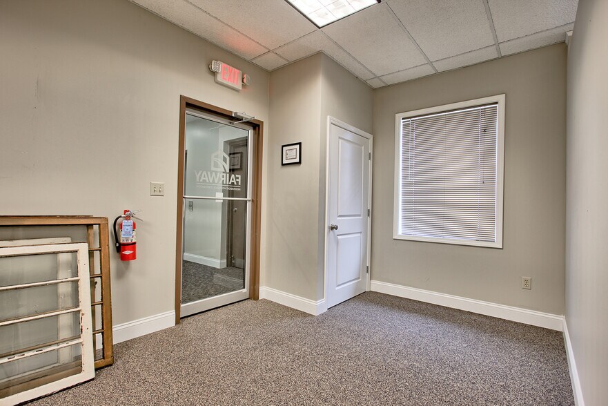 3 Club Centre Ct, Edwardsville, IL à louer - Photo de l’immeuble – Image 2 sur 15