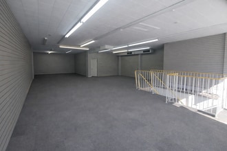 2025 Boul Rosemont, Montréal, QC à louer Photo intérieure– Image 2 sur 9