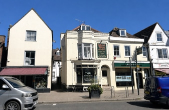 High Street, Ware à louer Photo intérieure– Image 1 sur 3