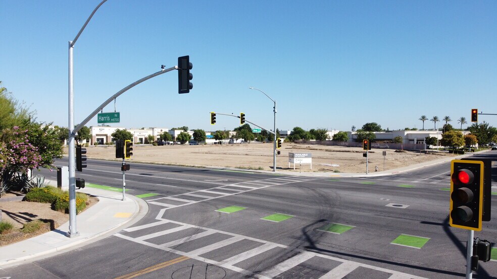 8702 Harris Rd, Bakersfield, CA à louer - Photo de la construction – Image 2 sur 7