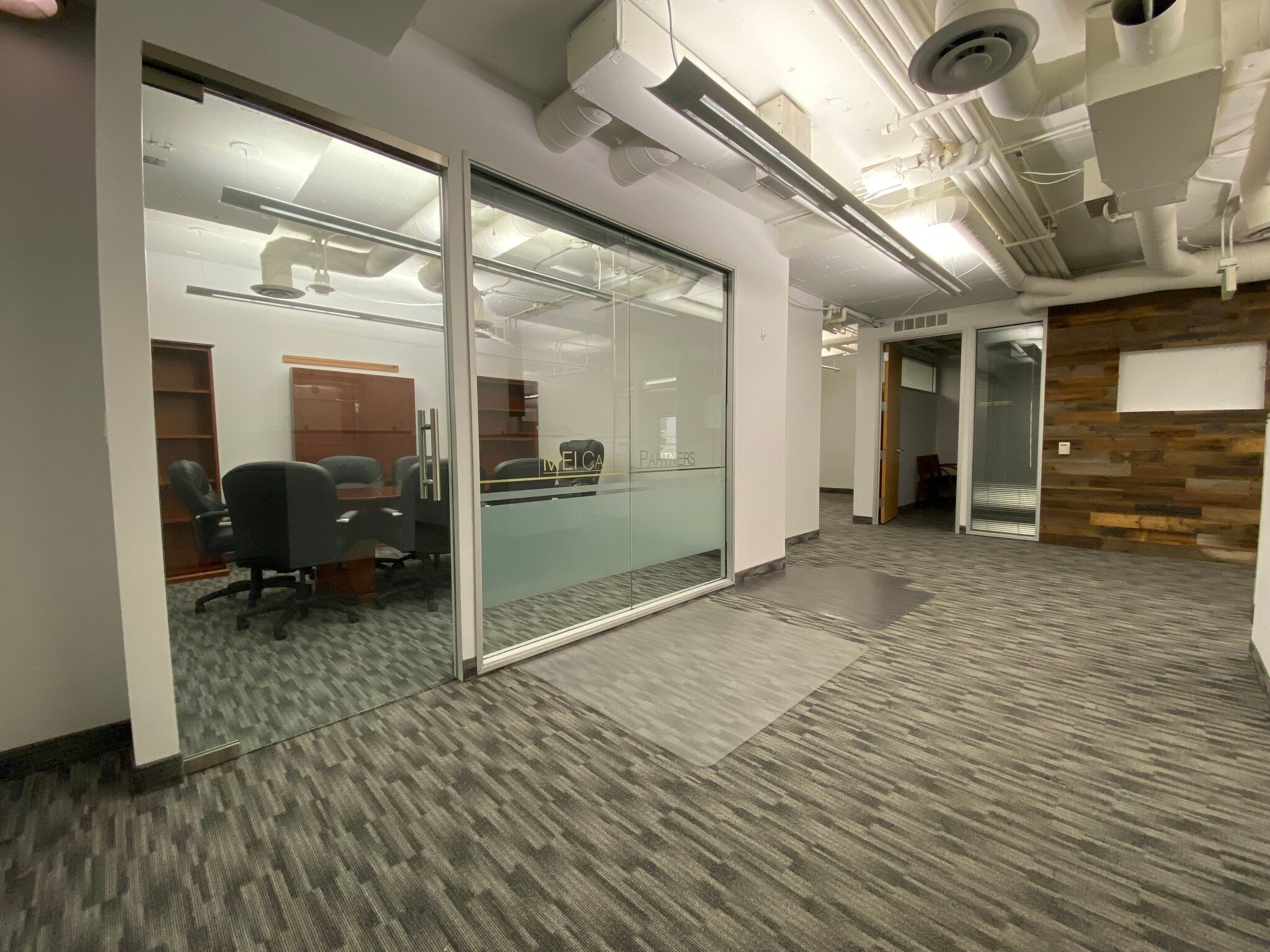 5757 W Century Blvd, Los Angeles, CA à louer Photo intérieure– Image 1 sur 7