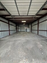 16261 Hollister St, Houston, TX à louer Photo intérieure– Image 2 sur 9