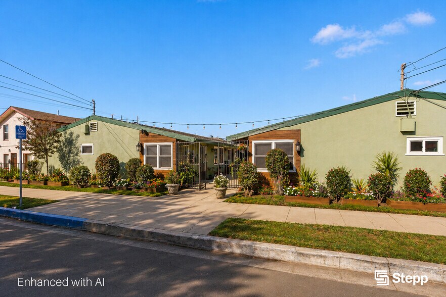 1825 Stanley Ave, Signal Hill, CA à vendre - Photo de l’immeuble – Image 2 sur 19