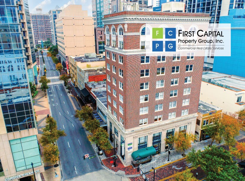 100 S Orange Ave, Orlando, FL à louer Photo principale– Image 1 sur 8