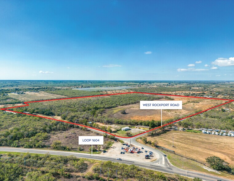 West Rockport Road & S 1604 W (E Anderson Loop) rd, Somerset, TX à vendre - Photo de l’immeuble – Image 1 sur 15