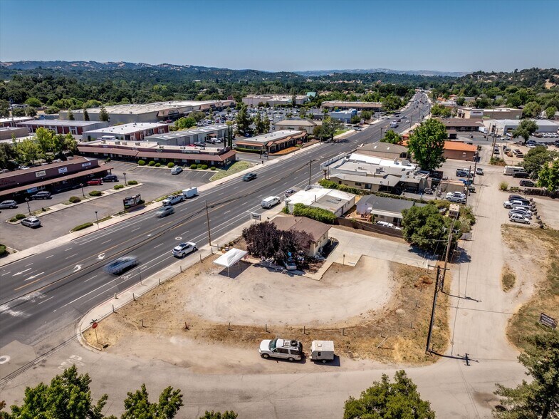 8575 El Camino Real, Atascadero, CA à vendre - Photo de l’immeuble – Image 3 sur 12