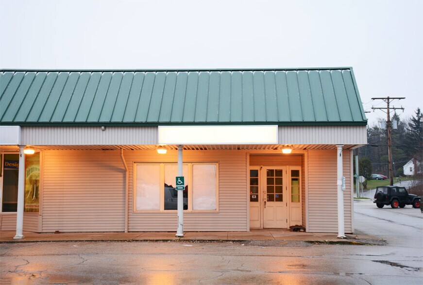 14960-14964 S State Ave, Middlefield, OH à louer - Photo de l’immeuble – Image 3 sur 6