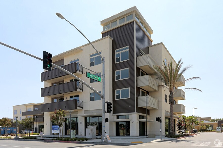 612-620 E Carson St, Carson, CA à louer - Photo de l’immeuble – Image 3 sur 13