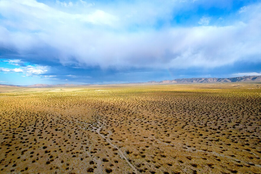 0 Swanee Rd, Lucerne Valley, CA à vendre - Photo de l’immeuble – Image 3 sur 8