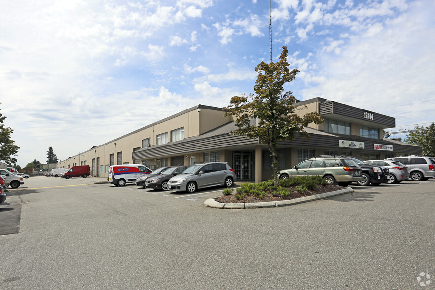 12414 82nd Ave, Surrey, BC à vendre - Photo principale – Image 1 sur 20