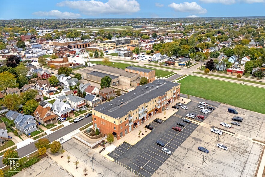 1923 63rd St, Kenosha, WI à vendre - Photo de l’immeuble – Image 3 sur 10