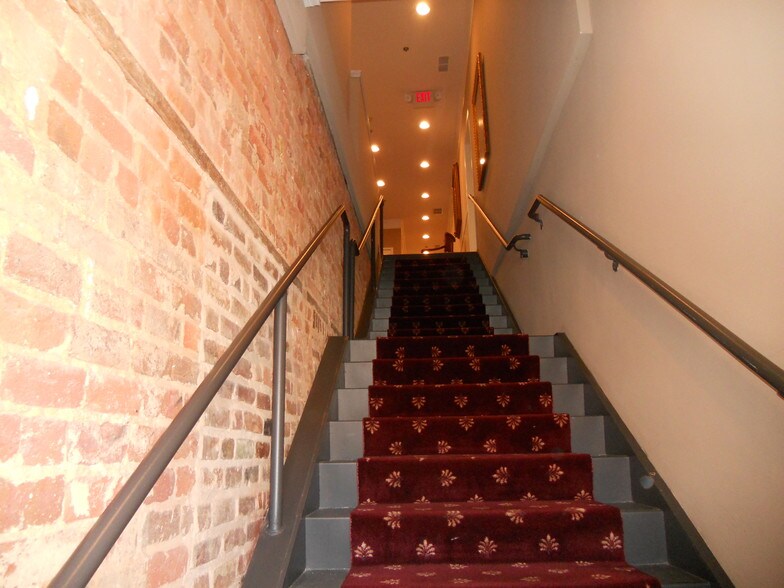 197 W Crogan St, Lawrenceville, GA à louer - Photo intérieure – Image 2 sur 5