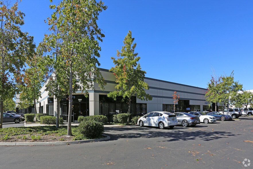 15950 Bernardo Center Dr, San Diego, CA à louer - Photo de l’immeuble – Image 1 sur 5