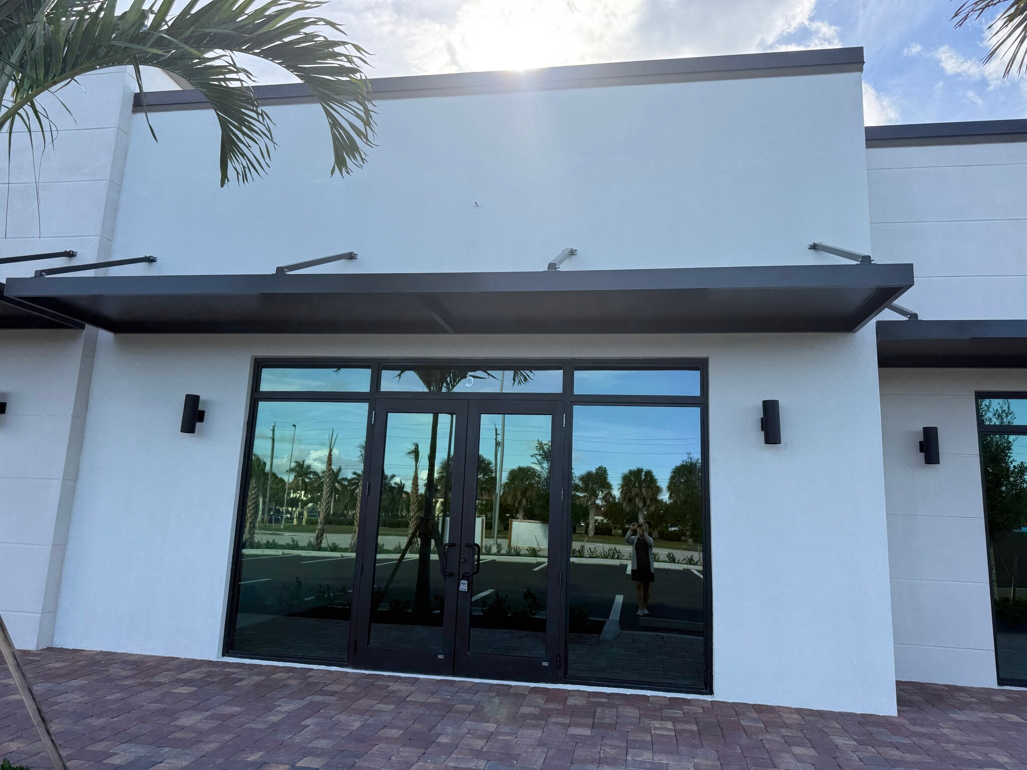 Estero & Three Oaks Pky, Fort Myers, FL à louer Photo de l’immeuble– Image 1 sur 9