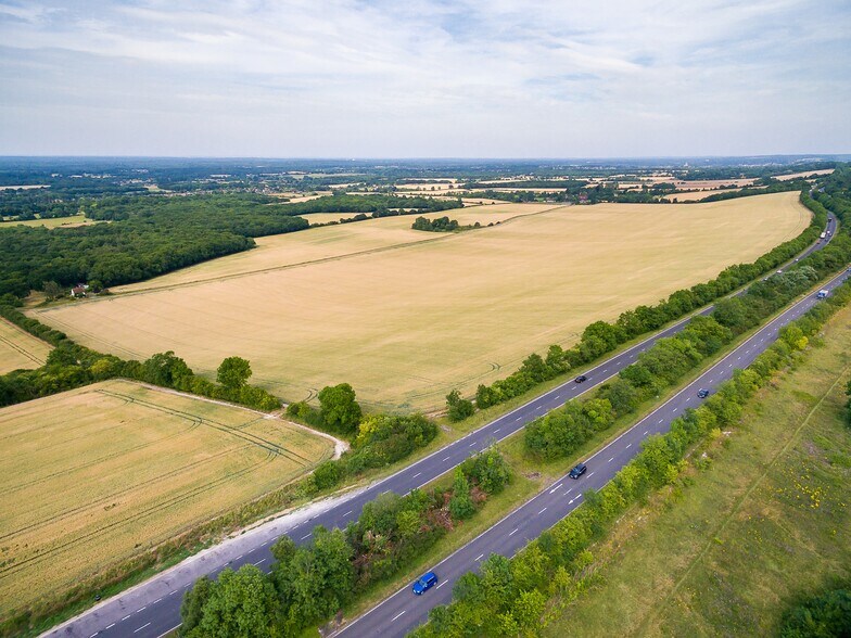 Hogs Back, Guildford à vendre - Aérien – Image 2 sur 2
