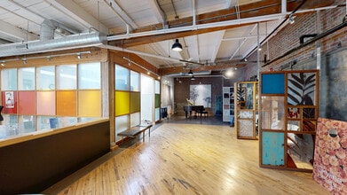 1240 N Homan Ave, Chicago, IL à louer Numérisation 3D Matterport– Image 1 sur 12