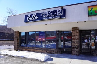 741-757 Wolcott St, Waterbury, CT à louer Photo intérieure– Image 2 sur 7