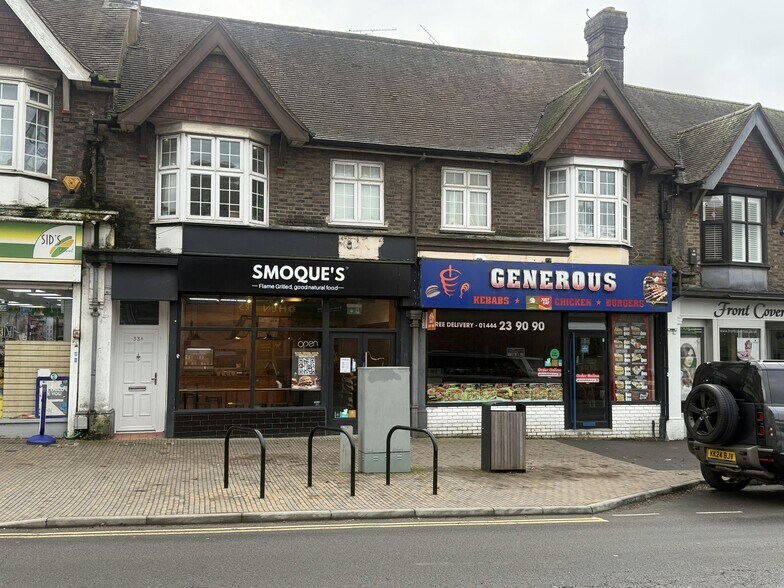 33 Station Rd, Burgess Hill à vendre - Photo de l’immeuble – Image 1 sur 19