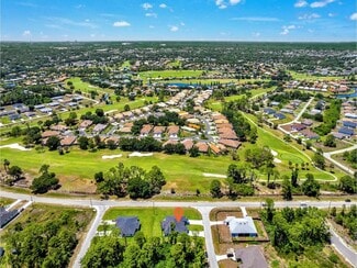 Plus de détails pour 4745 13th St SW, Lehigh Acres, FL - Logement à vendre