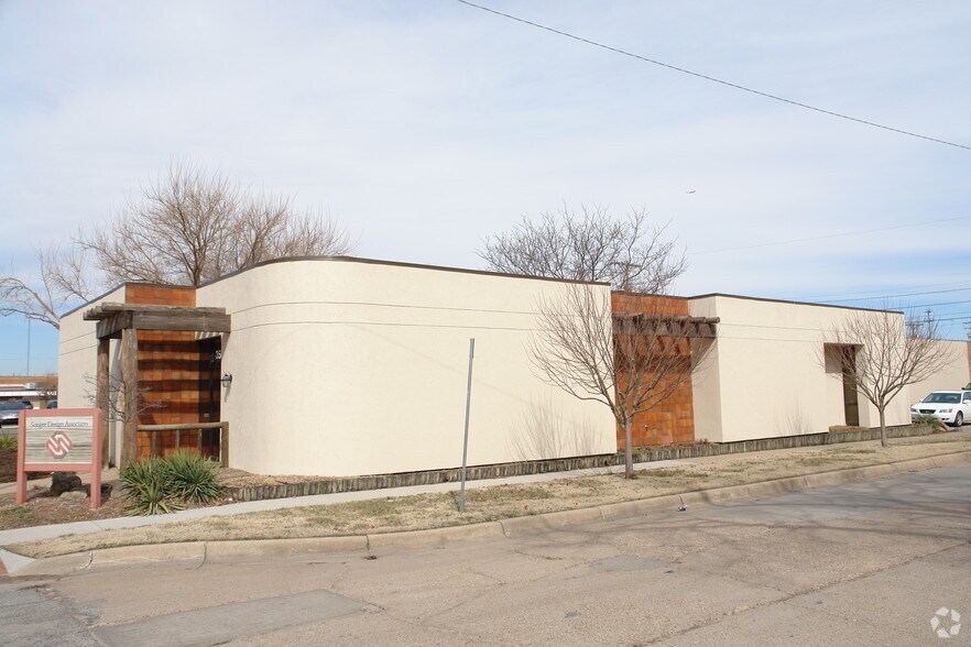 358 S Laura St, Wichita, KS à louer - Photo de l’immeuble – Image 2 sur 16