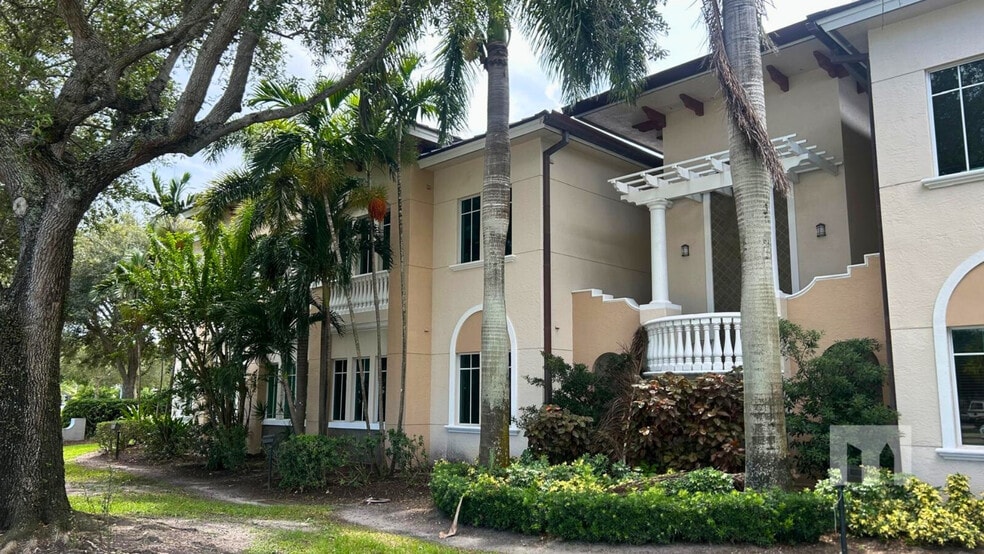 160 Congress Park Dr, Delray Beach, FL à vendre - Photo de l’immeuble – Image 2 sur 9