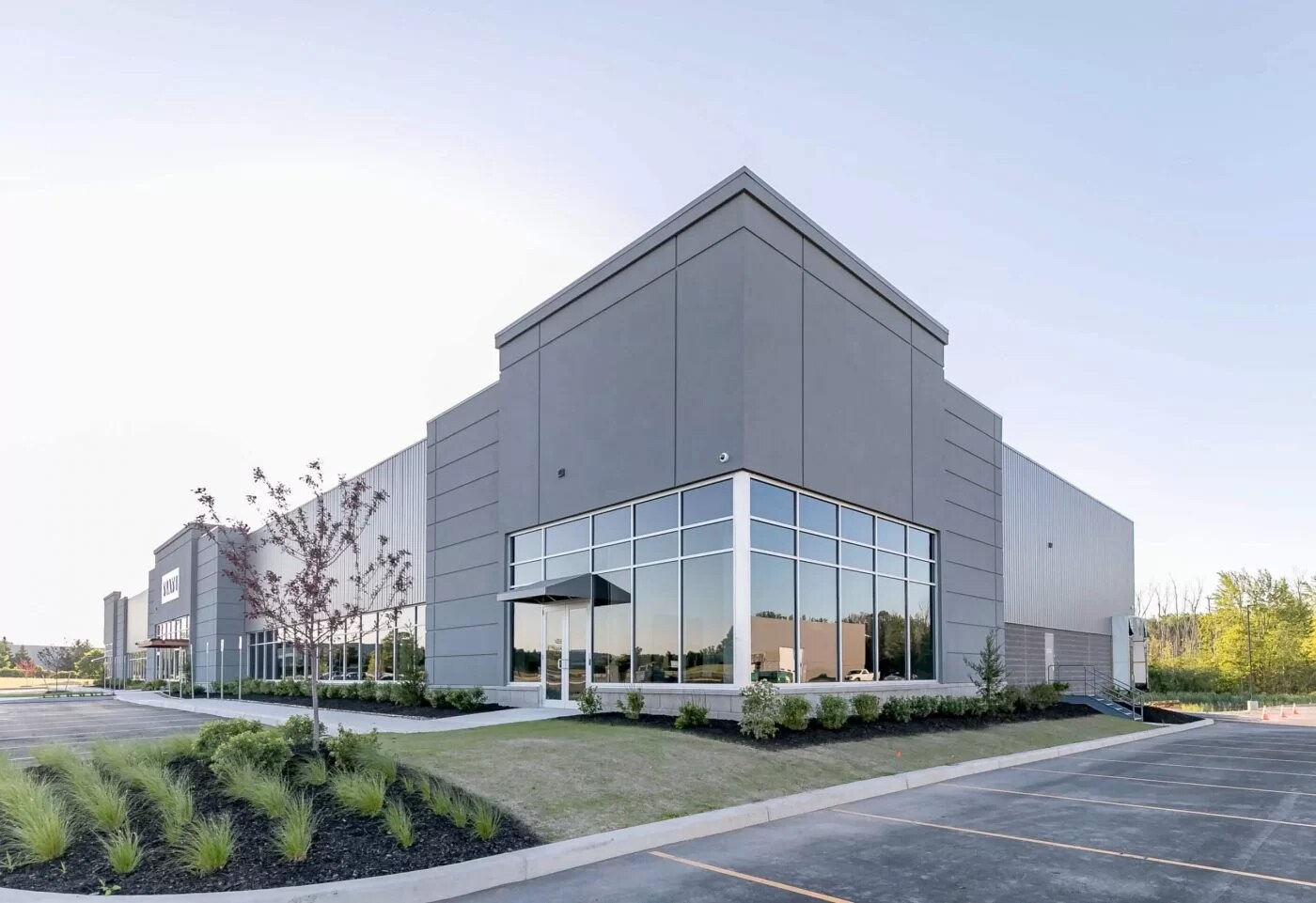 1050 John St, West Henrietta, NY à louer Photo principale– Image 1 sur 8