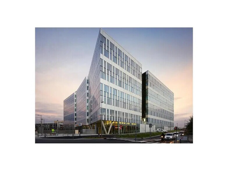 28 Allee D'Aquitaine, Nanterre à louer - Photo de l’immeuble – Image 1 sur 18
