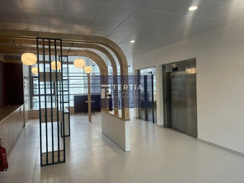 Bureau dans Montpellier à louer - Photo de l’immeuble – Image 3 sur 9